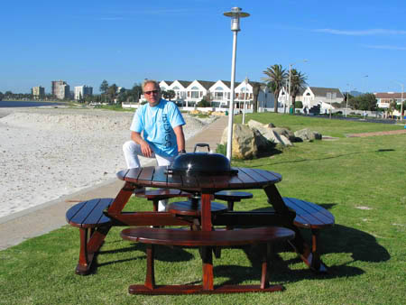 Benches Africa - front 1b